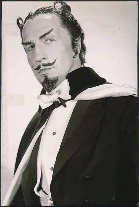 HorrorHammer1's tweet photo. Vincent Price The Mad Magician 1964 https://t.co/cbJ31wUPED