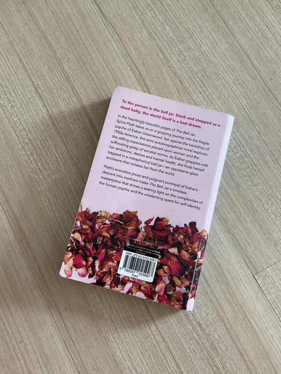 sallyused's tweet photo. หนังสือนวนิยาย The Bell Jar ของ Sylvia Plath สภาพ 60-70% ส่งต่อ 150 ส่งฟรีค่ะ เป็นภาษาอังกฤษนะคะ #หนังสือภาษาอังกฤษ #ส่งต่อหนังสือ #ส่งต่อหนังสือมือ2 #หนังสือนิยาย #นิยายมือสองสภาพดี #นิยายภาษาอังกฤษ #ส่งต่อหนังสือมือ���อง #นิยายแปล #thebelljar #ส่งต่อหนังสือภาษาอังกฤษ https://t.co/gkZ0Fjgu2m