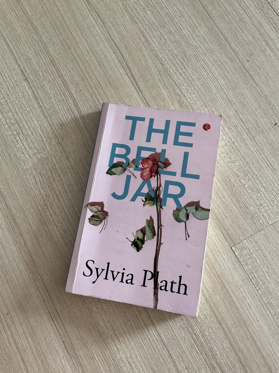 sallyused's tweet photo. หนังสือนวนิยาย The Bell Jar ของ Sylvia Plath สภาพ 60-70% ส่งต่อ 150 ส่งฟรีค่ะ เป็นภาษาอังกฤษนะคะ #หนังสือภาษาอังกฤษ #ส่งต่อหนังสือ #ส่งต่อหนังสือมือ2 #หนังสือนิยาย #นิยายมือสองสภาพดี #นิยายภาษาอังกฤษ #ส่งต่อหนังสือมือ���อง #นิยายแปล #thebelljar #ส่งต่อหนังสือภาษาอังกฤษ https://t.co/gkZ0Fjgu2m