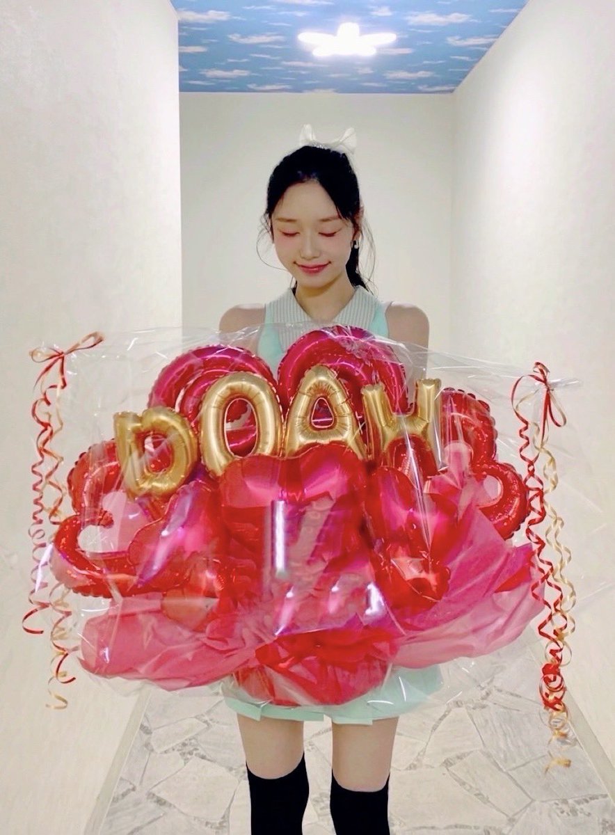 kz_ent's tweet photo. 【#キムドア 公演情報】

#KIMDOAH Birthday Party &
X-mas LIVE“Cherry farm”

💗スペシャルゲスト💗出演決定！

１部✨Birthday Party🎂✨に
ドアちゃん🍒をお祝いするため
サプライズのご出演です！お楽しみに！

2024年12月14日(土)
１部：OPEN 13：00  START 13：30
２部：OPEN 17：00  START 17：30
会場：W:IKE329(池袋)

🎟️ https://t.co/jRi1bwMEyy

多くの皆様✨のご来場お待ちしてます

🍒イベント詳細
https://t.co/XvnMz9iZmq