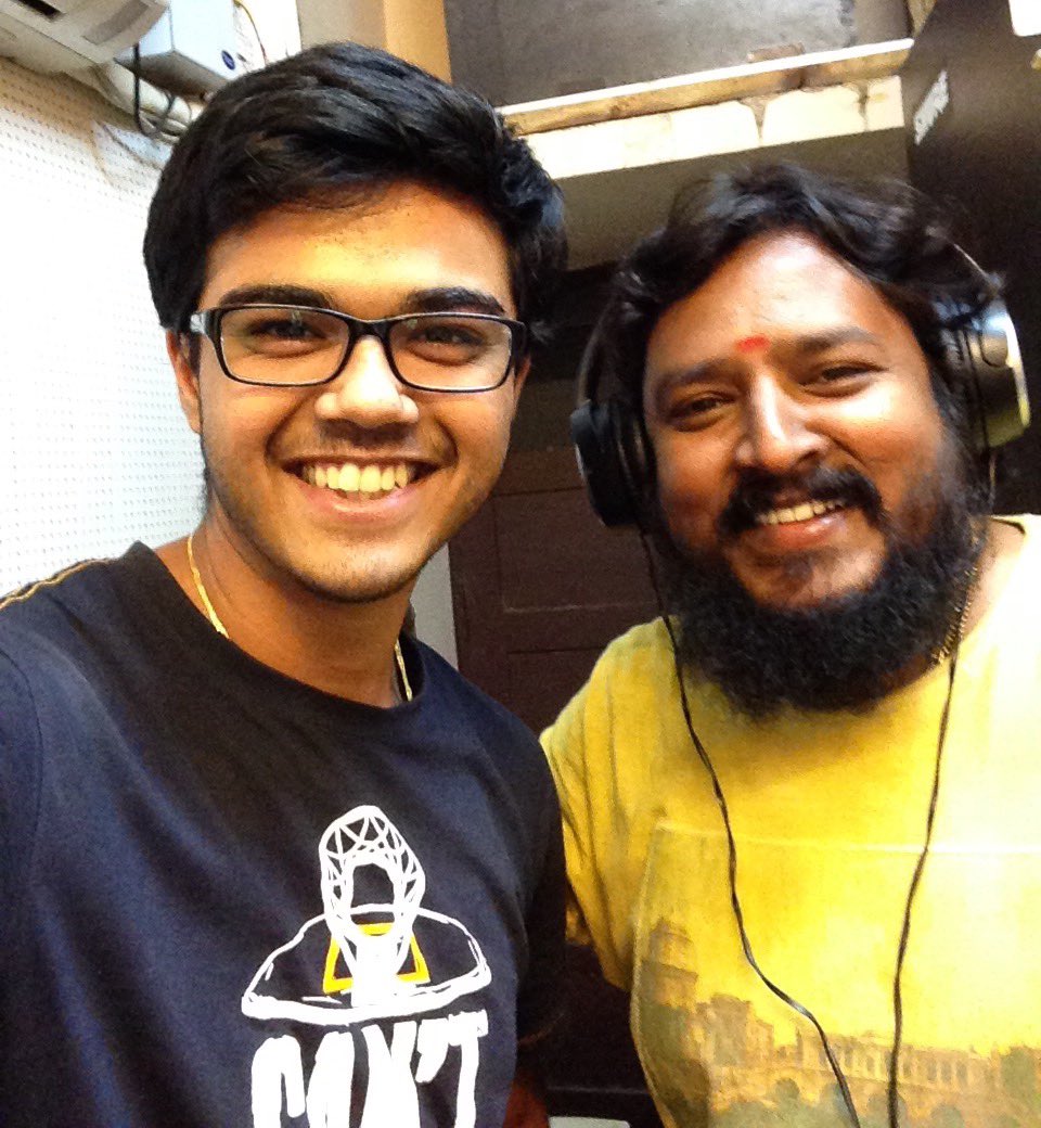 theasrsings's tweet photo. Happy birthday @KaviratnaVNP sir ❤️🥰🙏

#AniruddhaSastry #NagendraPrasad #HappyBirthday #VNP #Kaviratna https://t.co/pmMvlJBg2O