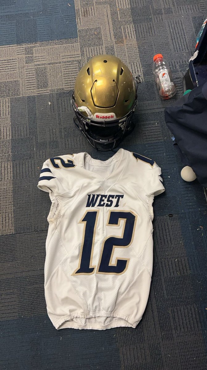jacktuttlefb's tweet photo. Thank you @WestForsythFB 💛💙
With a devastating last minute loss to Douglas County in the Elite 8, football comes to a close in my life. I’ve cherished every minute of the last 4 years and wouldn’t trade it for the world. The memories and lessons will last a life time. Thank you to my family, friends, teammates and coaches who have continued to build my love for this game. Will always love my brothers and this team. Thank you football. Love #12.

@WestForsythFB @CoachKroell @CoachJNich @DBarker2442 @DaveSvehla @khill57 @WFHSAthDept @coachkeels4 @tutsco