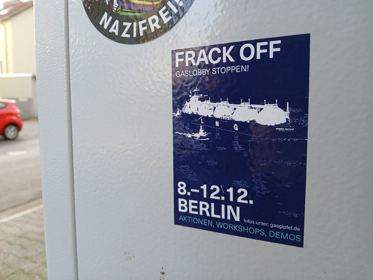 Während in #Berlin Proteste gegen den World LNG Summit laufen, geht's in #Frankfurt zur #Mainova-Gaskraftwerksbaustelle!
#Gasaustieg statt neue Infrastruktur für fossiles Gas - egal ob per Schiff o. Pipeline!
8.12., 14h: Kraftwerksspaziergang Start: HKW West, Gutleutstr. 231
🧵
