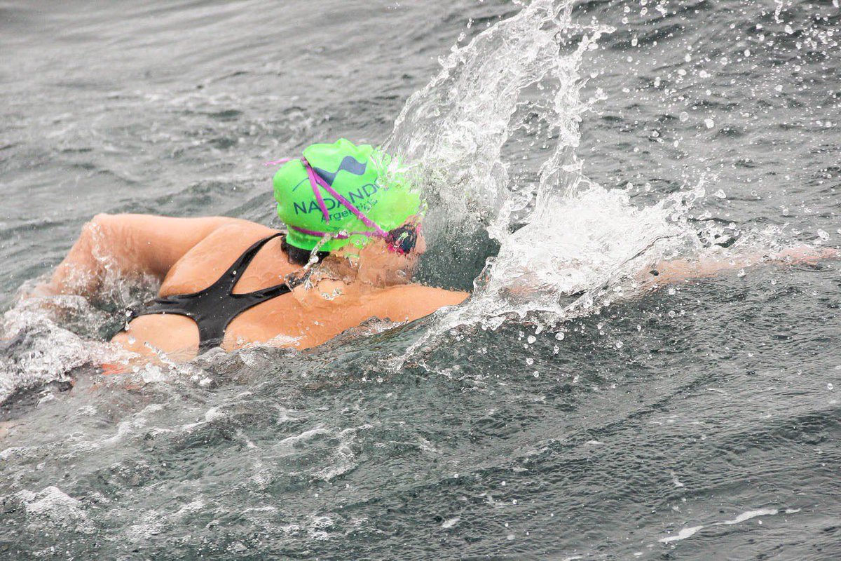 Se realizó el desafío de unir a nado por sistema de postas los países de Chile y Argentina, atravesando el Canal del Beagle. lamuy.com.ar/post/la-secret…