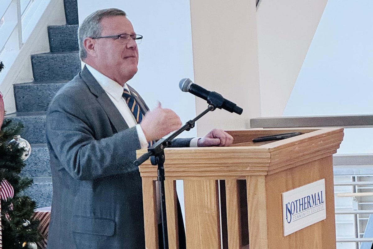 Isothermal Comm Coll tweet media