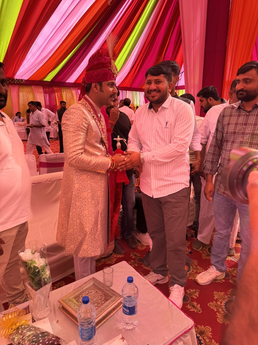 nssnoratsingh's tweet image. वैवाहिक जीवन की बहुत बहुत बधाई और शुभकामनाएं रणवीर सिंह भाटी जी

@RanveerBhati__9