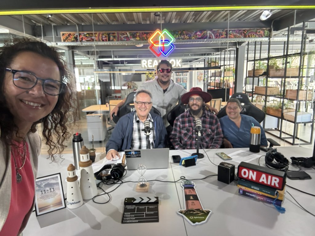 ‼️Hoy en Frecuencia Abierta👇Desde las 9.00hs. 
youtube.com/live/OwqbWS7L3…