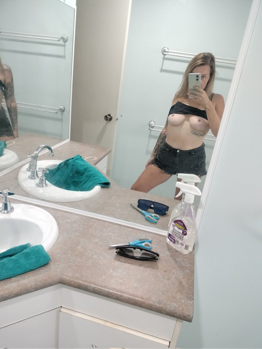 krissy tweet media