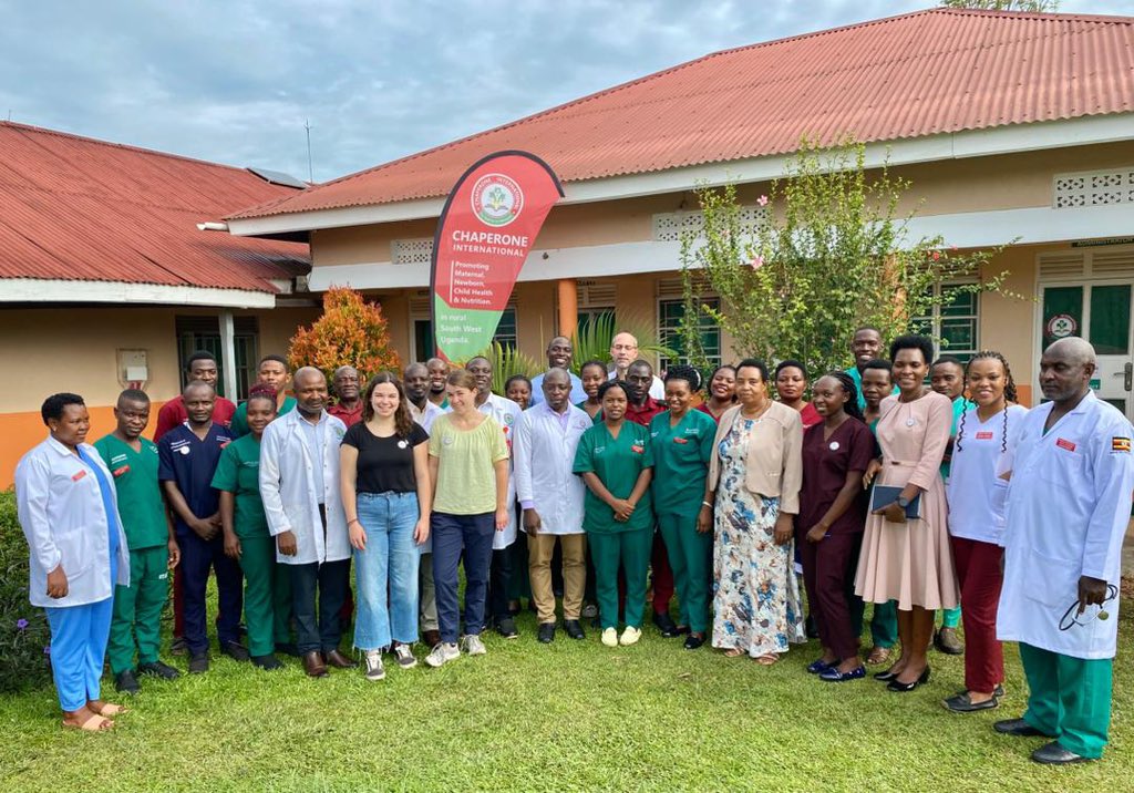 ChaperoneInter1's tweet image. Memories @#ChaperoneMedicalCamp2024
The opening ceremony: welcoming our founding director and lead surgeon, Dr. Holger Listle . November, 2024.