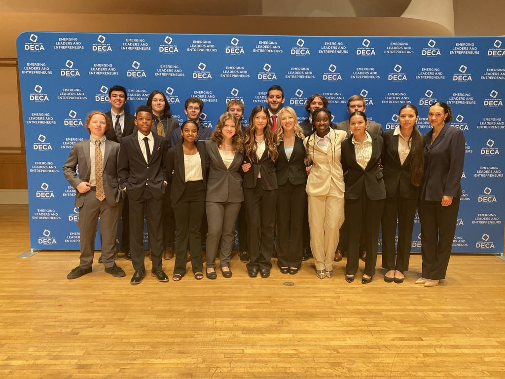 Brevard High School DECA students competed at the Regional DECA competition hosted by Brevard College.  There were over 200 students from Western North Carolina who competed.  Brevard had several students who medaled at the event!