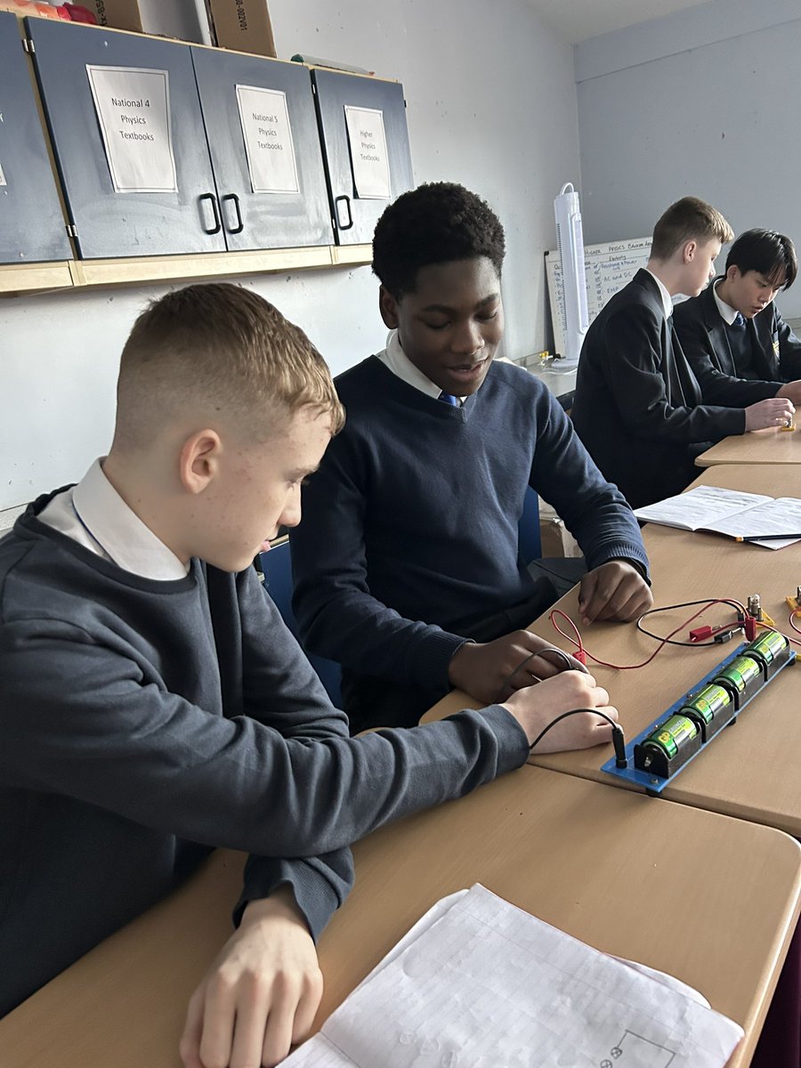 MsToogood tweet media