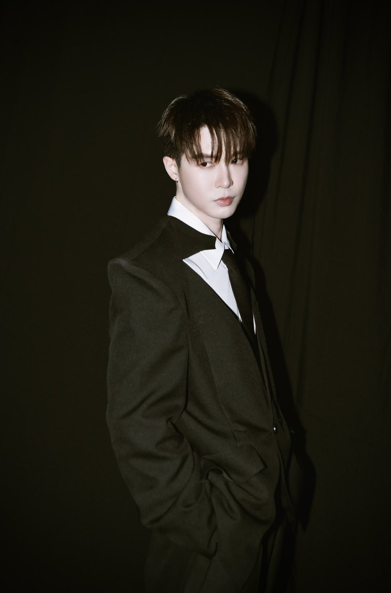 Give me your secret . 
#bbil1ypn #star1ight