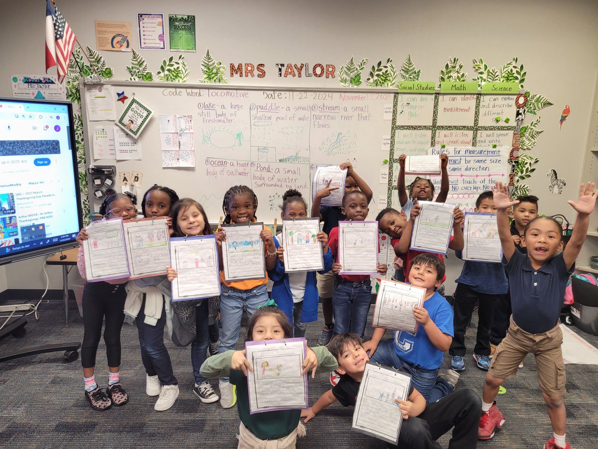 MrsTaylor7720's tweet photo. When I grow up writing activity was great!! #1stGradeFun #CareerDay @ExplorersCol @MytraCunningham https://t.co/Q4Aw2PE1PI