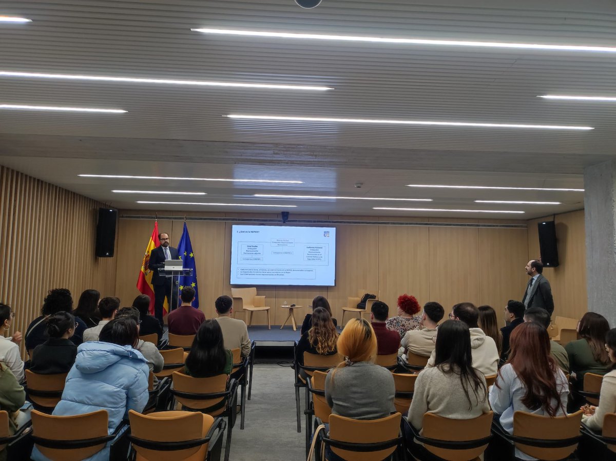 Institut d’Estudis Europeus tweet media