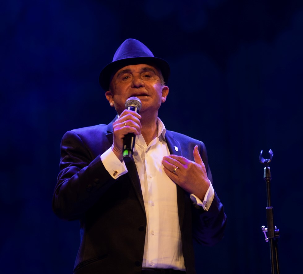 Informatiu: el #plemolins aprova una moció que reconeix la cançó "Avui he tornat" de Pier com a una de les cançons representatives de #molinsderei <a href="/PSCMolinsdeRei/">PSC Molins de Rei</a> <a href="/MolinsEnComu/">Molins En Comú Podem</a> <a href="/ercmolins/">ERC Molins de Rei</a> <a href="/AraMolins/">AraMolins</a> radiomolinsderei.cat/programs/molin…