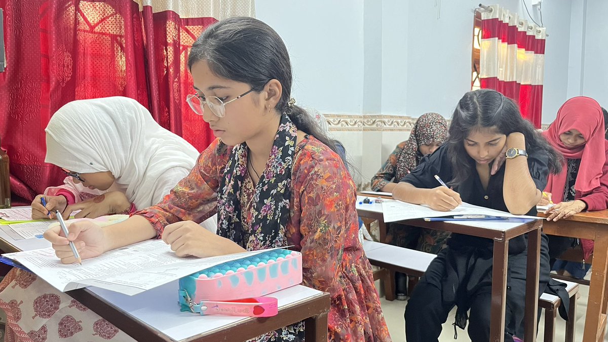 AkbarClasses's tweet image. 🌟 NSO 2024-25 Successfully Conducted! 🌟

Proud of our students’ enthusiasm and dedication during the NSO Level 1 exam at AKBAR CLASSES! Wishing everyone the best for their results! 👏

#NSO2024 #ScienceOlympiad #AKBARCLASSES #ThinkLogically #StudentSuccess