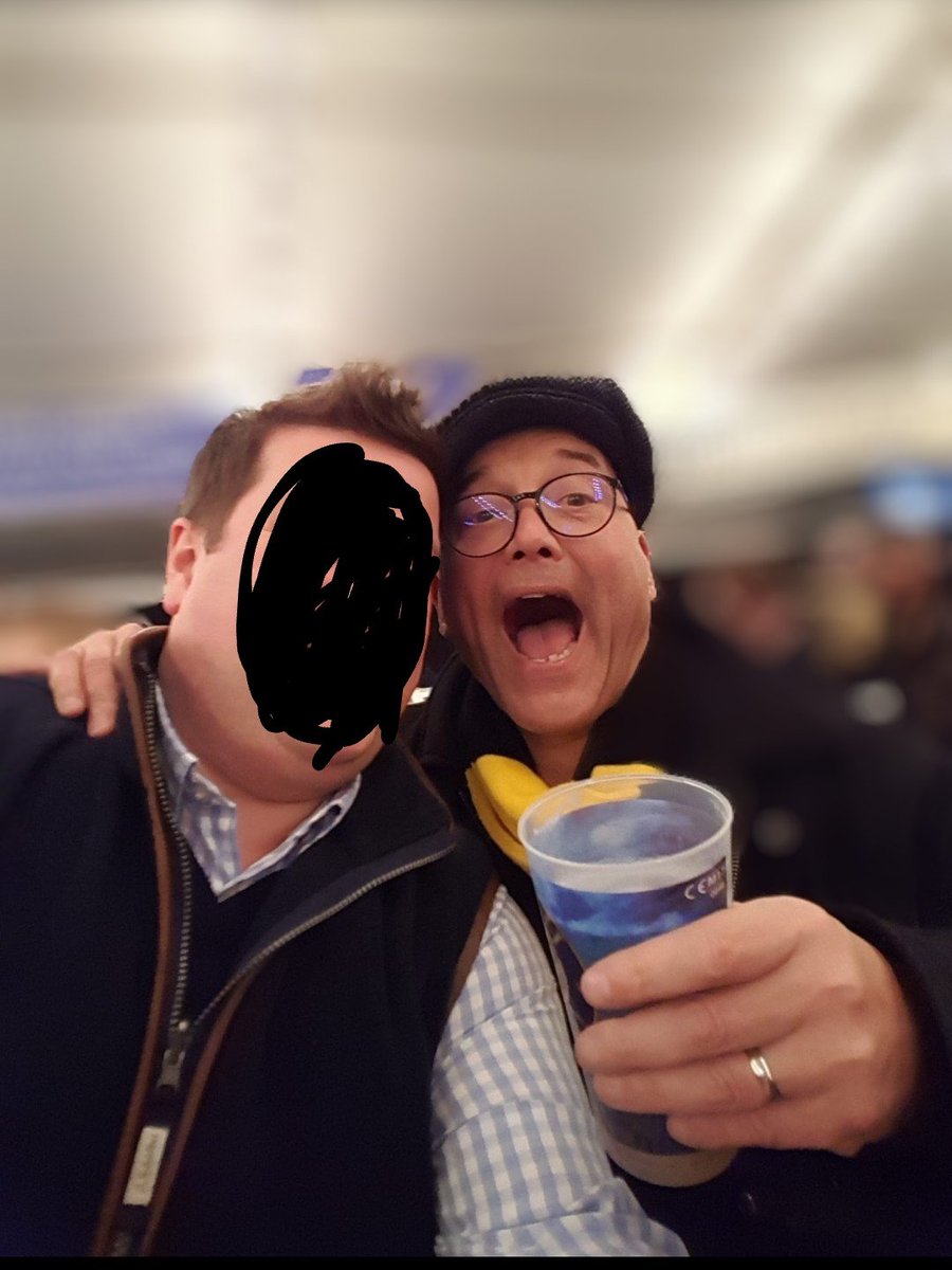 Tinks3's tweet image. ln of this Greg(g) noise, it reminds me of the time I met him at a Bath Rugby game. Just before I took this photo he whispered into my ear "just leave your clothes on the chair". 
For real... 😳
He's got a real problem...
 #greggawallace #greggwallace