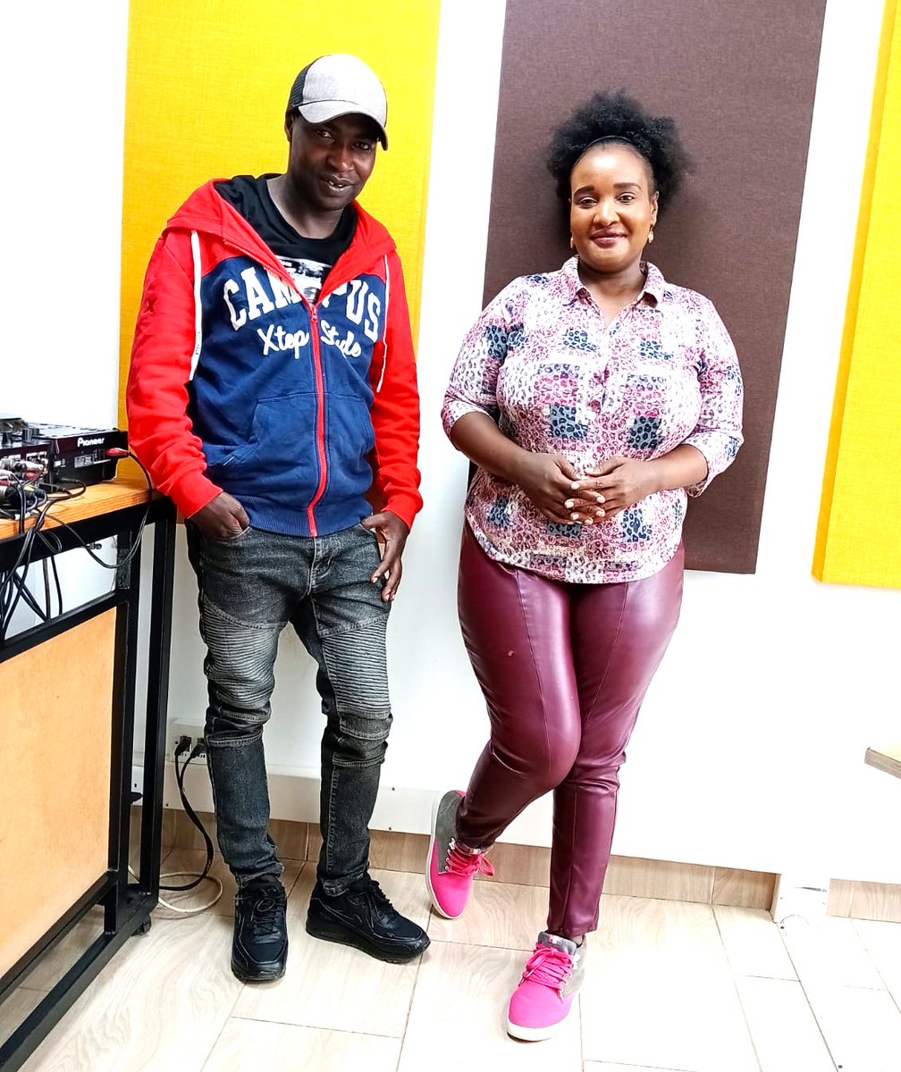 GhettoRadio895's tweet photo. Ndio ka-afte kawa nice lazima ku #Goteana kwa stenje yenu ya pawa na mbogi true @Browngalnessa and @abonokohdeh 
Wakilisha zabe kakisoga https://t.co/nTkv8fXIHP