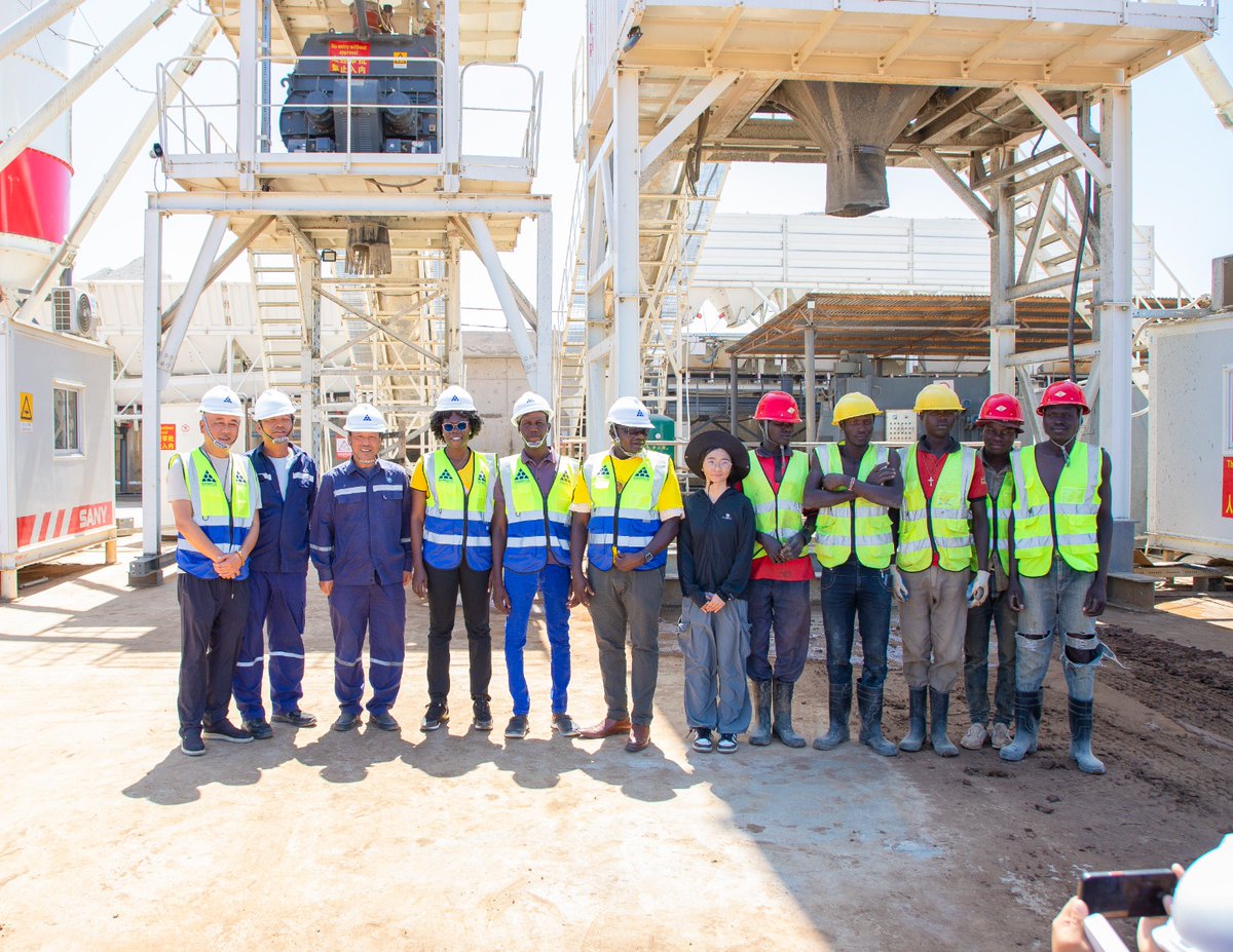 Evelyn AnitE tweet media