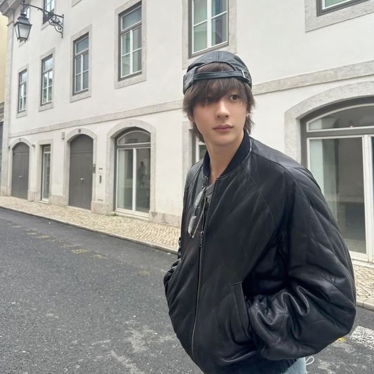 yang ini tukang gojeknya