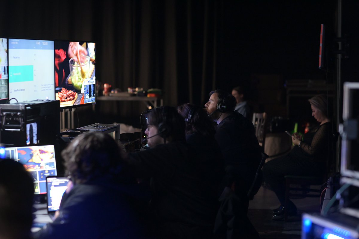 Jon (@jon_winkle) on Twitter photo We brought in the brilliant <a href="/SandstormFilms/">Sandstorm Films</a> to design the set, lighting and cooking elements, <a href="/highvizmedia/">High Viz Media Group</a> on cameras and then a brilliant crew to bring it to life.
<a href="/jakeyboypro/">Jake Murton</a> <a href="/ReefObs/">Rafael</a> <a href="/BenitoMarlay/">Benito Marlay</a> <a href="/Littlething__/">Cat 🐾</a> <a href="/Tawmu/">Tom</a> <a href="/beccagresports/">bee</a> + those I cant find on X (sorry!) We brought in the brilliant <a href="/SandstormFilms/">Sandstorm Films</a> to design the set, lighting and cooking elements, <a href="/highvizmedia/">High Viz Media Group</a> on cameras and then a brilliant crew to bring it to life.
<a href="/jakeyboypro/">Jake Murton</a> <a href="/ReefObs/">Rafael</a> <a href="/BenitoMarlay/">Benito Marlay</a> <a href="/Littlething__/">Cat 🐾</a> <a href="/Tawmu/">Tom</a> <a href="/beccagresports/">bee</a> + those I cant find on X (sorry!)