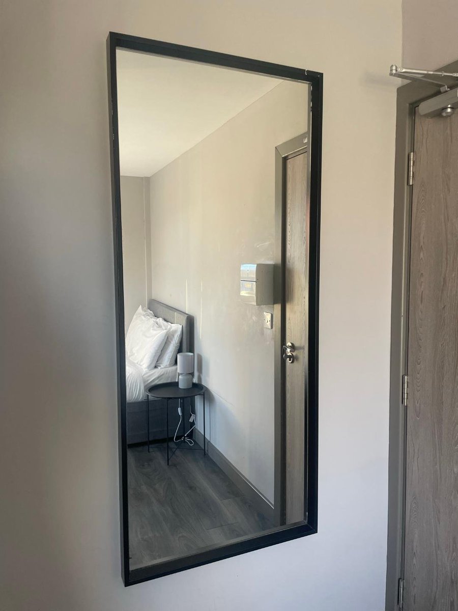 PhoenixHotelliv's tweet photo. Comfort, convenience, and charm — welcome to Phoenix Pods!   Why pay more? Book direct for exclusive price-matching offers. Call us at 0151 207 1299 to secure your stay now.  #BudgetTravel #Liverpool #WeekendAway #Football #AffordableComfort #city #exploreliverpool https://t.co/el5kYmabjk