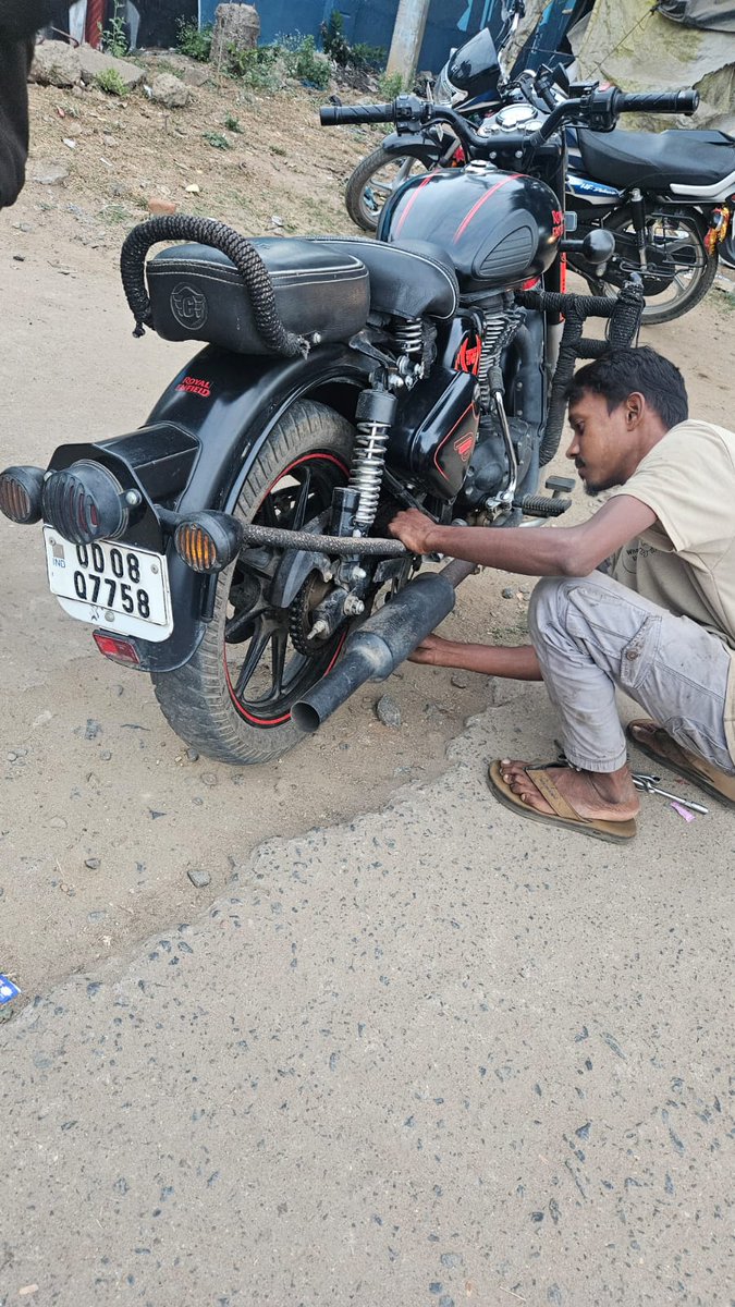 KalahandiRto's tweet photo. Removal  of exhaust  pipes from Enfield  motorcycles that causes loud noises.e challan  are issued https://t.co/7RMQaRdM1S