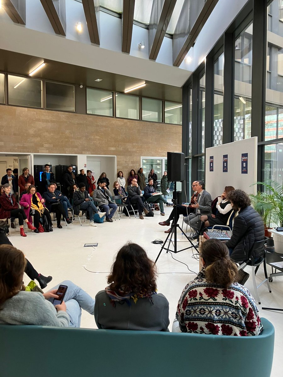 anthonymiege's tweet image. #UniversitesEnDanger Beaucoup de monde aux assemblées générales de l'@EHESS_fr dans le cadre du mouvement inédit de mobilisation pour la survie des établissements d'Enseignement supérieur et de Recherche organisé partout en France par @FranceUniv !
Cc @huret_romain
