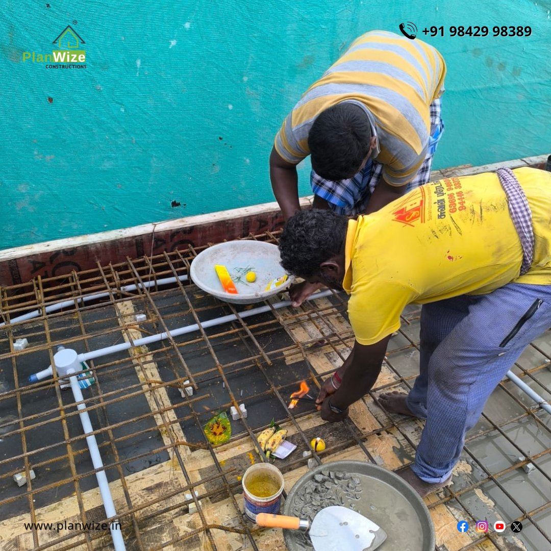 planwize_in's tweet photo. Ground Floor Roof Concrete work.. Koteshwara Rao Residence @ Alamelumangapuram PlanWize Constructions Build wise with PlanWize... #roof #concrete #groundfloor #centringwork #electrical #architects #builders #interiordesign #constructionsite #vellorebuilders #bestbuilders https://t.co/CfZA8RCzeV