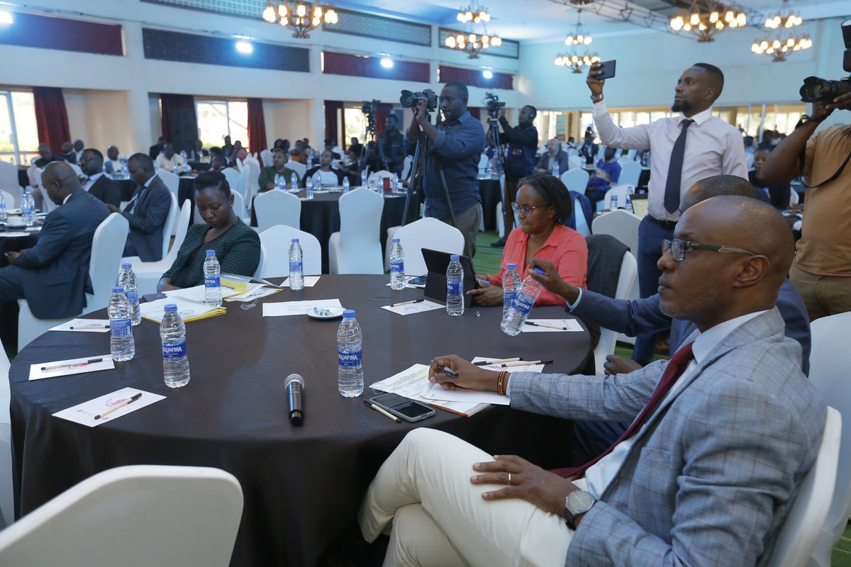 "Uganda’s private sector drives 80% of GDP &amp; 77% of jobs, yet faces high business costs &amp; weak standards. At the #DoingBusinessForum, bold reforms like digital registration &amp; $500B growth plans were unveiled. Better with public-private collaboration! #EaseOfDoingBusiness"