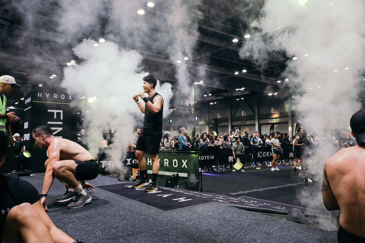 Metcon0's tweet image. Touched grass and did my first solo Hyrox in Hong Kong 🇭🇰

Definitely an unforgettable and painful experience but already looking forward to do my next one in Bangkok 🇹🇭 next year 💪🏻