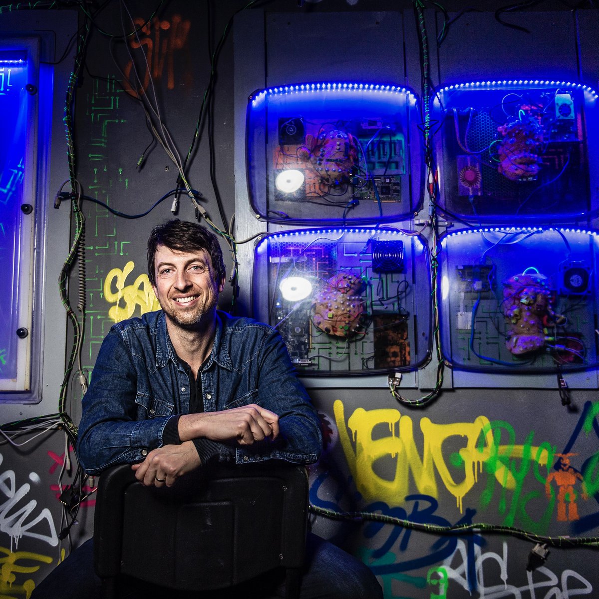 Charles University tweet media