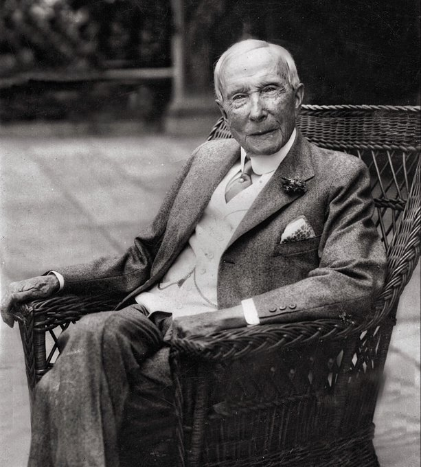 Manifest_Lord's tweet photo. "John D. Rockefeller" became the world's first billionaire and was known as the Oil Tycoon for controlling 90% of Oil through his Standard Oil Company.  

He used ruthless and aggressive business tactics to eliminate any rivals which led to the collapse of his empire.  

Let's know more of his past life and how he created such a powerful empire.