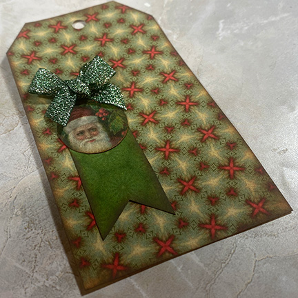 tryit2likeit's tweet image. Free printables are used to make this Santa tag. tryit-likeit.com/making-a-santa… #free_printable #tagittuesday