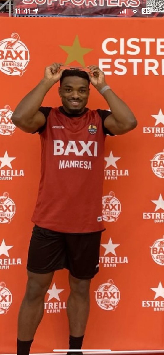 Bàsquet Manresa Out of Context tweet media