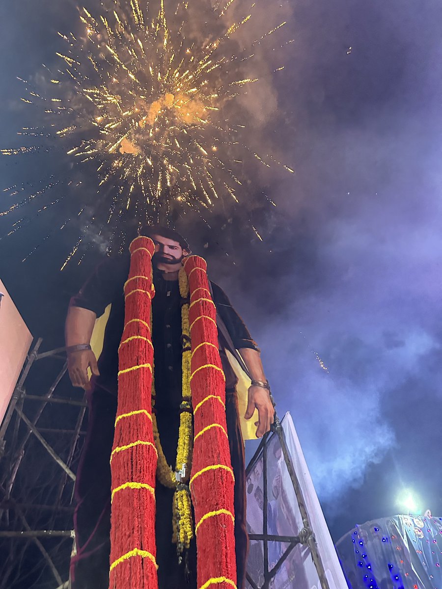 JrNTRBoxOffice's tweet photo. Proddatur #JrNTR films
#JaiLavaKusa Non BB Record
#AravindhaSametha Non BB Record
#RRR All Time Record
#Devara Non SSR Record
Fans shows, Day1, Weekend, 1st week records unlimited
π Only centre in Ap/Tg gave 4 consecutive records to any hero π₯
True Adda
#DevaraRecords #NTR https://t.co/Z9y9exXdUI