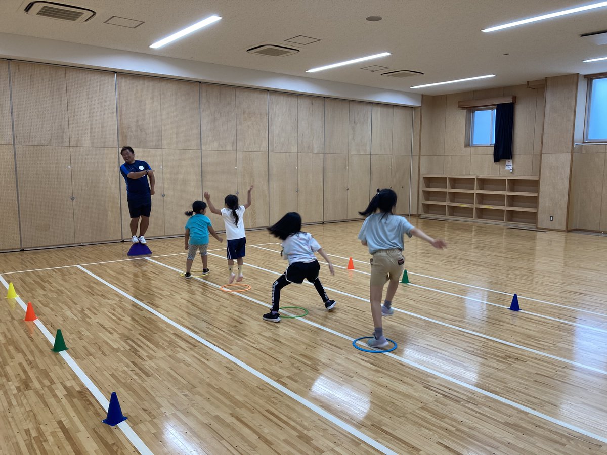 /
Smile Sports School ☻✨
(スマイルスポーツスクール) 
\

"入会金やスクール練習着など一切なし"
八王子市を中心に全て単日完結でスクール実施中！

秋もみんなでスポーツを楽しもう！

ホームページはこちら⬇️
smilesportsschool.com

#スマスポ #八王子 #キッズスクール #子供 #少人数 #12月