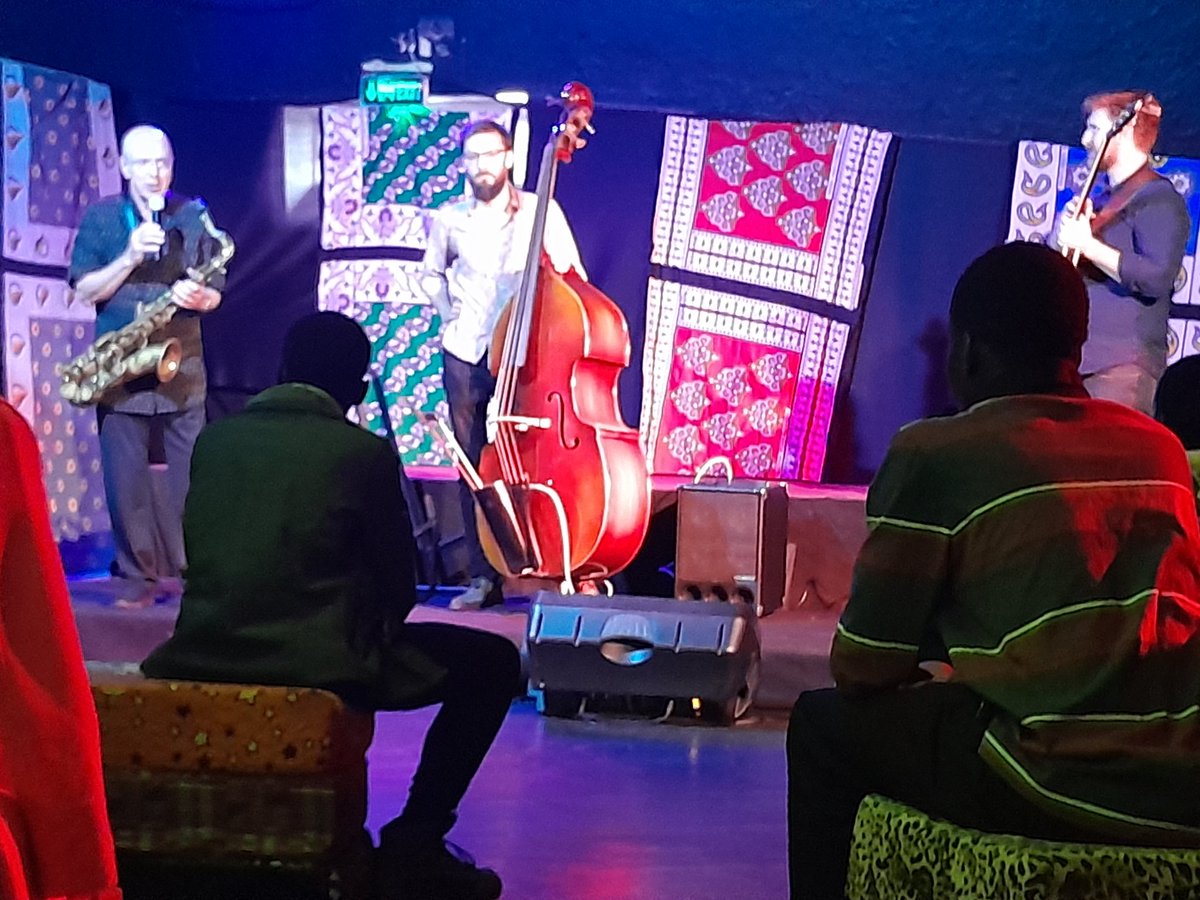 bernardowuor's tweet photo. MikeTracy @ Sarakasi Dome https://t.co/sRy2ZGpumL