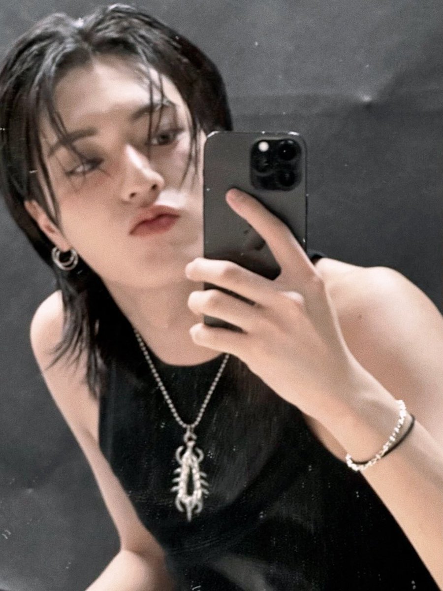 diarymrblue's tweet photo. ⠀

                      #𝗂𝗇𝗍𝗋𝗂𝗇𝗂𝗀𝗋𝖺𝗆 𝘂𝗽𝗱𝗮𝘁𝗲 
 
                      𝗶𝗺𝗻𝗼𝘁𝗿𝗲𝗺𝘆 : back to black

                     📍#TrinityVerse 

⠀ https://t.co/8MqOu7HipW