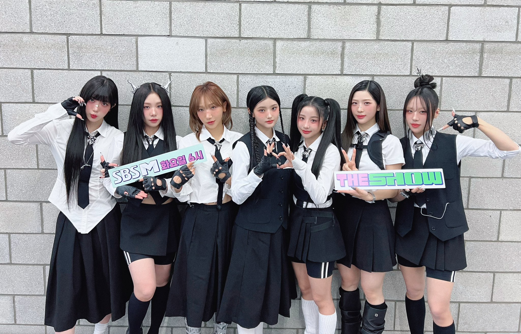 Gd3G0vwbIAE_a-M?format=jpg&name=large