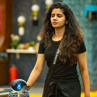 prakash_punawat's tweet photo. "Whom do you like and support? ❓

#Muthukumaran - Like ❤️

#Soundariya - Retweet 🔄

#BiggBossTamil #BiggBossTamil8 #BBTamil8 #BiggBossSeason8Tamil #SupportYourFavorite 🌟" https://t.co/SFdC03fQbJ