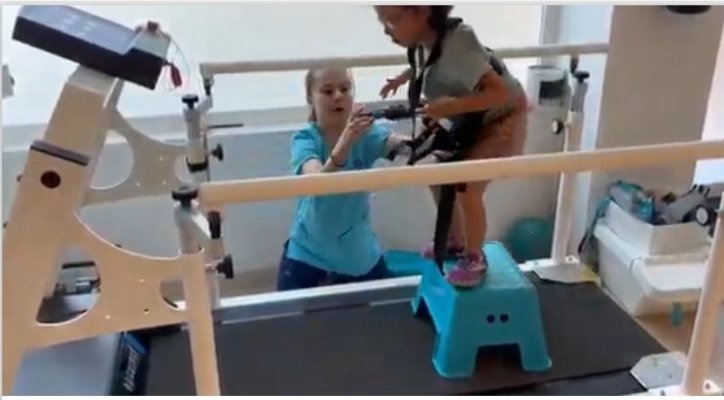 Hoy es día internacional de las personas con discapacidad. Las personas con Síndrome Kabuki tienen discapacidad, en mayor o menor grado, pero también son capaces de muchas cosas. La <a href="/FMontemadrid/">Fundación Montemadrid</a> y <a href="/caixabank/">CaixaBank</a> financia terapias a niñas y niños con SK, contribuyendo a su desarrollo