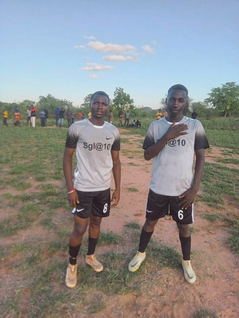 Sgleag's tweet photo. Sgl@10 
Round of 16
1.Buffalo fc
2.kawelu fc
3.uae fc
4.kanguli fc
5.kisayani fc
6.imwange fc
7.kangima fc 
8.kithae fc
9.kaangwa fc
10. Kinakoni fc
11. Smpi accademy
12. Kiviu fc
13. Kiati fc 
14. Teka fc
15. Itumba fc
16. Thome/ mesilya fc. https://t.co/is52W1ax0f