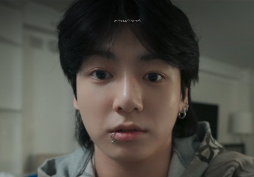 Jungkook baby                                      Still baby