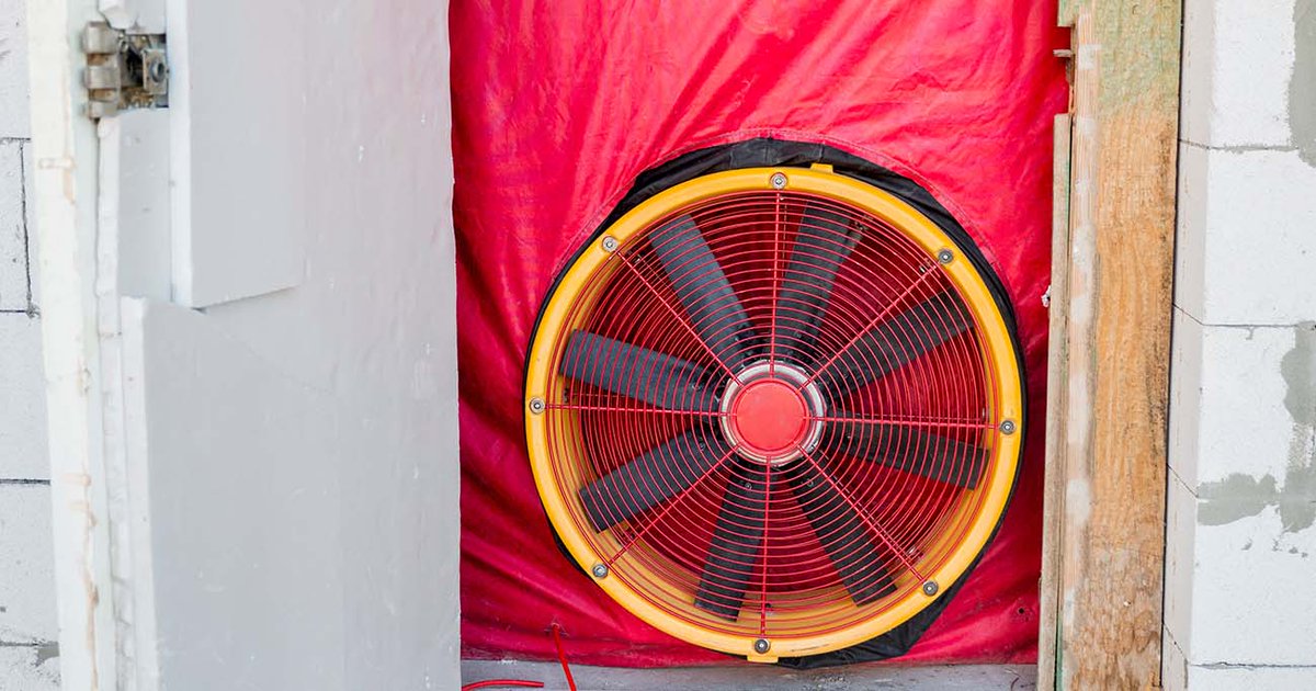 In a pivotal announcement made last month, the Elmhurst Airtightness Scheme has clarified essential steps in the retrofit process concerning airtightness and background ventilation testing: elmhurstenergy.co.uk/blog/2024/12/0…

This guidance comes in response to recent discussions with