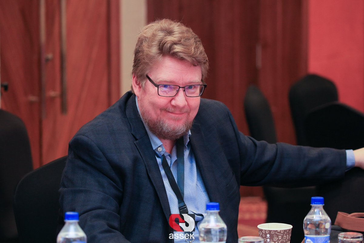 “This event is a movement to align &amp; propel Kenya’s entrepreneurial ecosystem into the future, with a focus on collaboration as the foundation of sustainable economic growth.”- David Cheboryot- ASSEK Chairman &amp; <a href="/E4Impact/">E4Impact Foundation</a> Director, 

Follow the conference: youtube.com/live/XItO8cMhO…