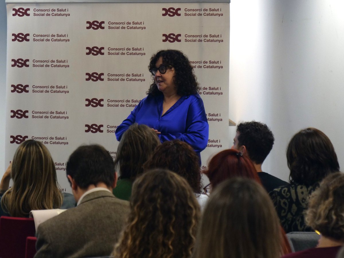 📢 Celebrem el III Taller d’Actualització de Normativa Laboral.

👋 Dona la benvinguda a la jornada la directora executiva de #CAPSS, <a href="/prolmiguel/">Pilar Rol</a>.

📚 La sessió, emmarcada en l'#AulaLaboralCSC, compta amb prop de 70 responsables de gestió de persones de les entitats associades.