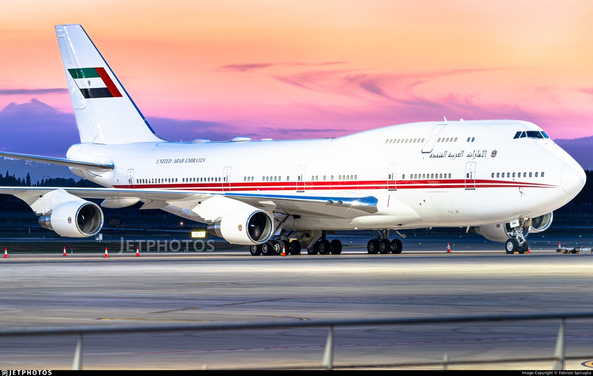 A Dubai Air Wing 747 in Valencia. jetphotos.com/photo/11550337 © Fabrizio Spicuglia