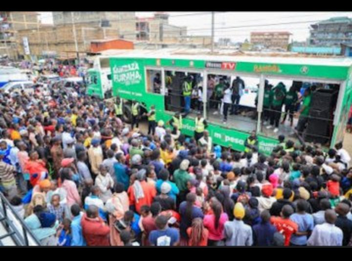 luchekete's tweet photo. The Safaricom caravan is in Nairobi this week spreading happiness. Expect days full of live music, gifts to be won like airtime, phones, live goats, chicken etc. @merceke @chelas527904 mapema ndio best! What would you like to win? 
#SambazaFurahaNaSafaricom @SafaricomPLC https://t.co/1cvsAQyOtL