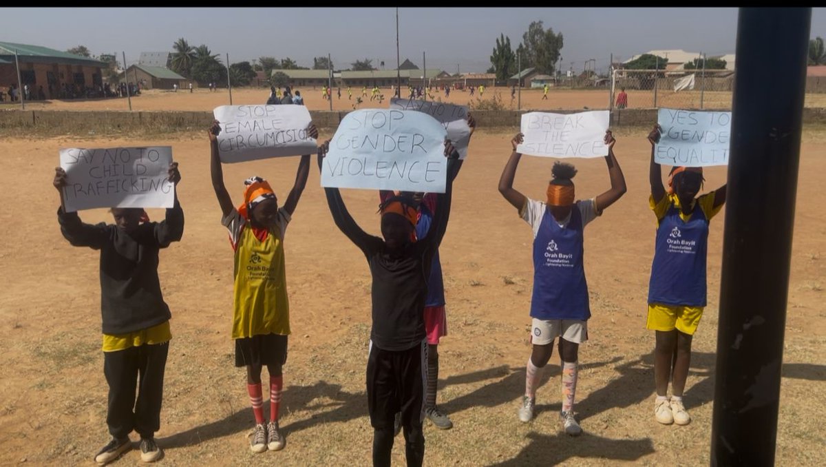 orahbayitfound1's tweet image. How can we create a safer, more supportive community? Our #PlayAndExcel girls explored this during our 16 Days of Activism against GBV, taking steps towards lasting change and personal safety. #NoExcuse #16daysofactivism #TimetoAct #TakeAction #community #personalsafety